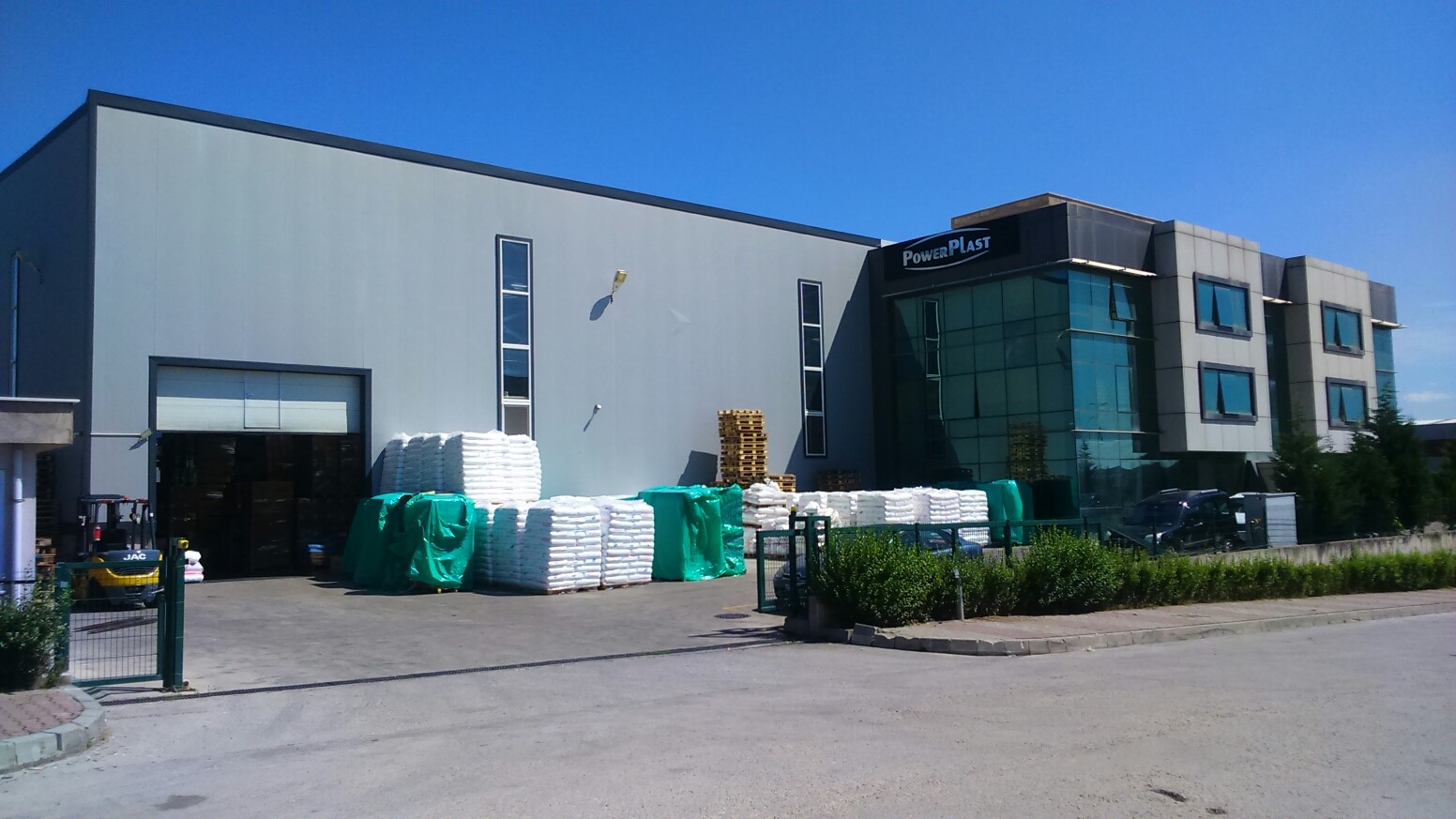 Ünlü Pervane Fabrika Binası İnşaatı